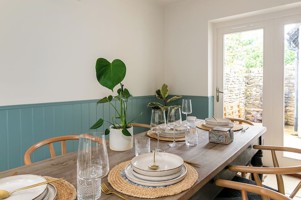 Beautiful 2BD Cottage in the Cotswolds