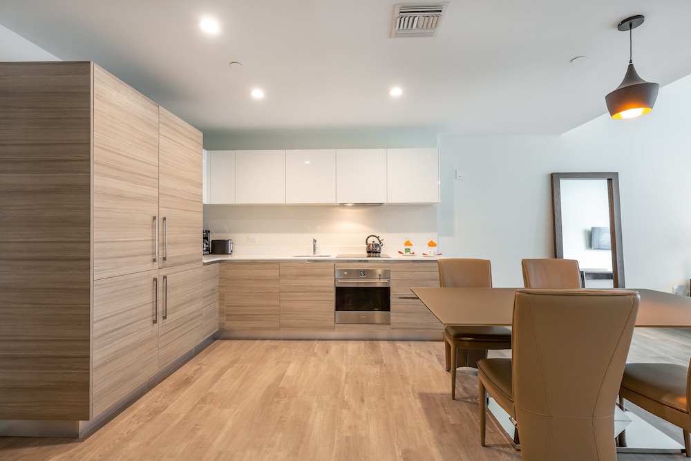 Private Luxury Condos at Costa Hollywood view 4