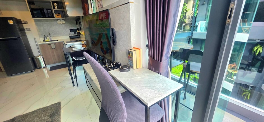 A202 - One Bedroom Partial Seaview Serviced Apartment, Ao Nang Beach