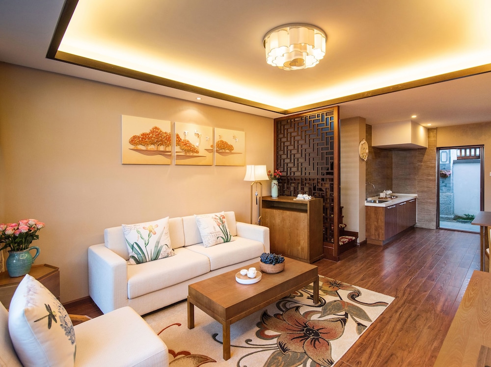 IMeet Hotel Dali Garden Villa view 4