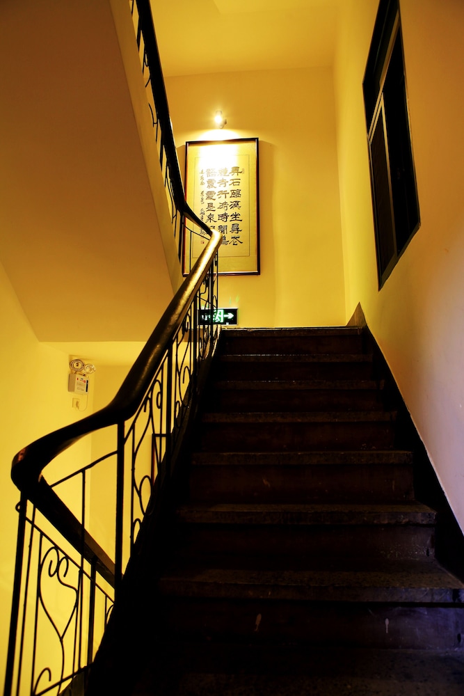 Humble Inn Boutique Residence