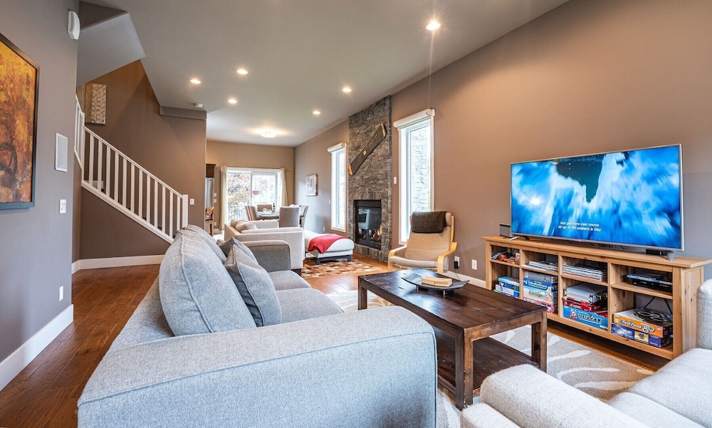 Aspen Lodge by Revelstoke Vacations