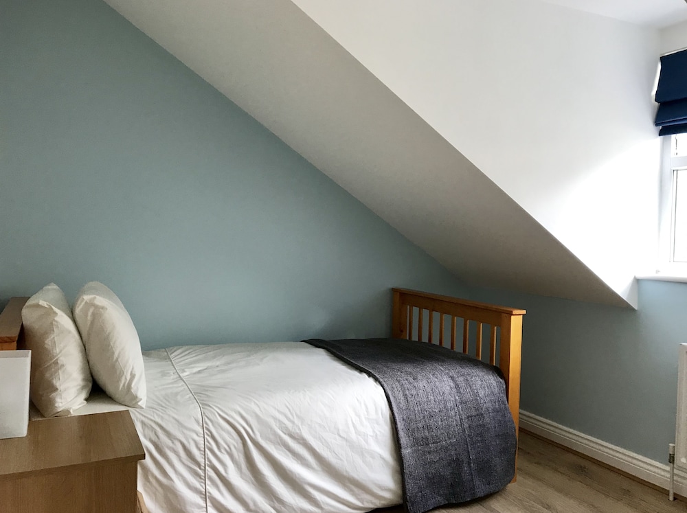 The St Clements Townhouse Bijou central view 4