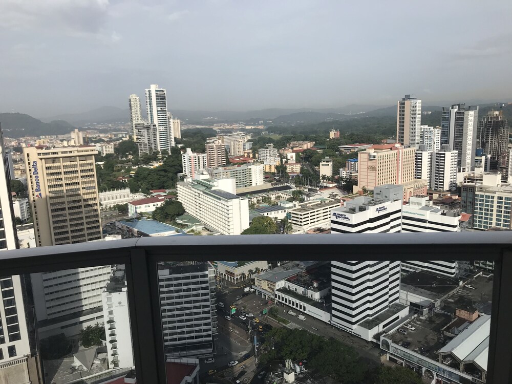 Denovo - Executive Residences