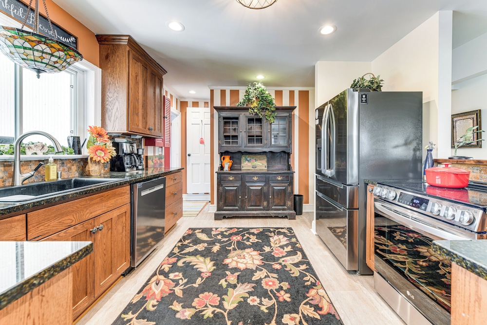 Secluded Home w/ 2-acre Fishing Pond
