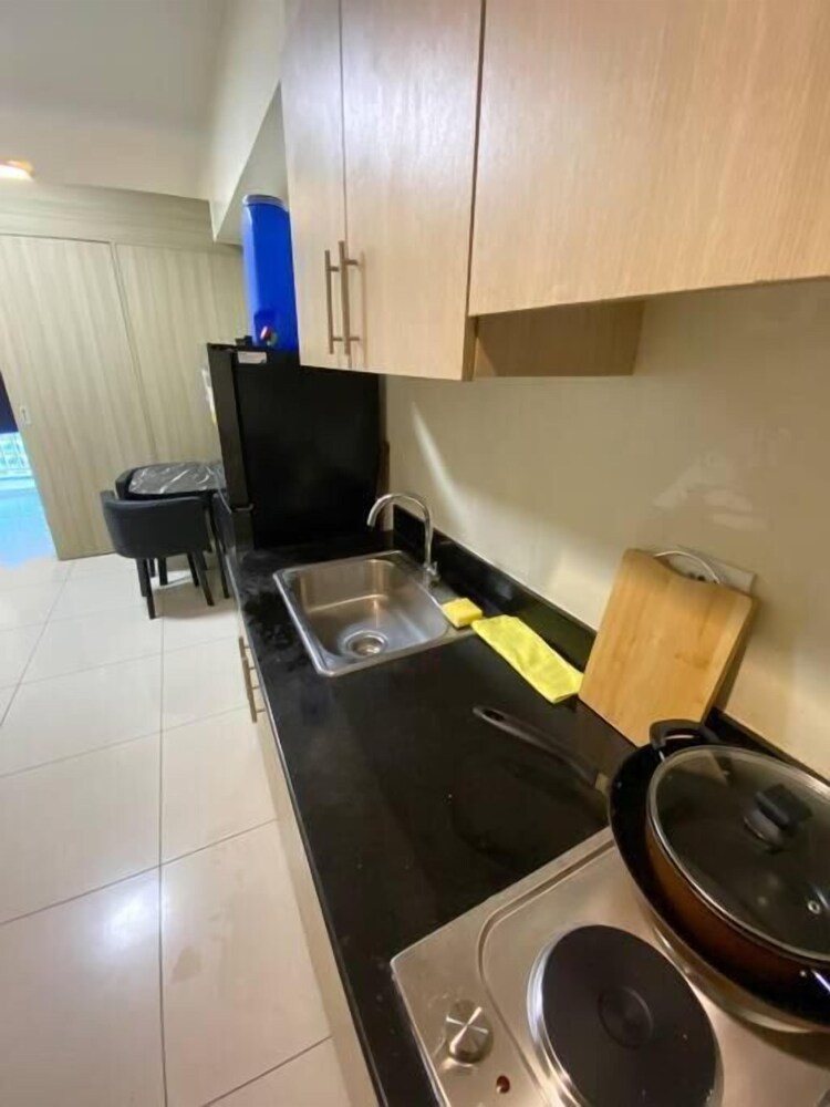 Breeze Residences 26th Floor