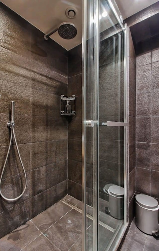 Jardin Priv Gorgeous 3 Bed House in Le Marais
