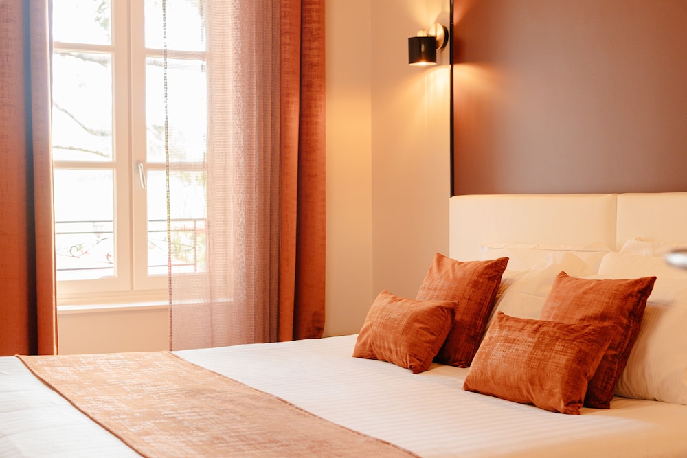 Auberge de la Tour view 4