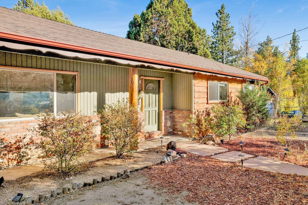 Entertainment Cabin #610