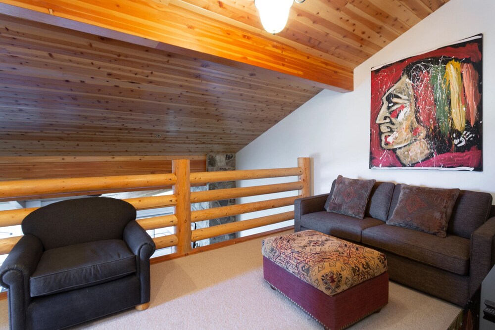 Trail's End Lodge at Deer Valley Resort - Three Bedroom Residence with Spa #506 3 Condo
