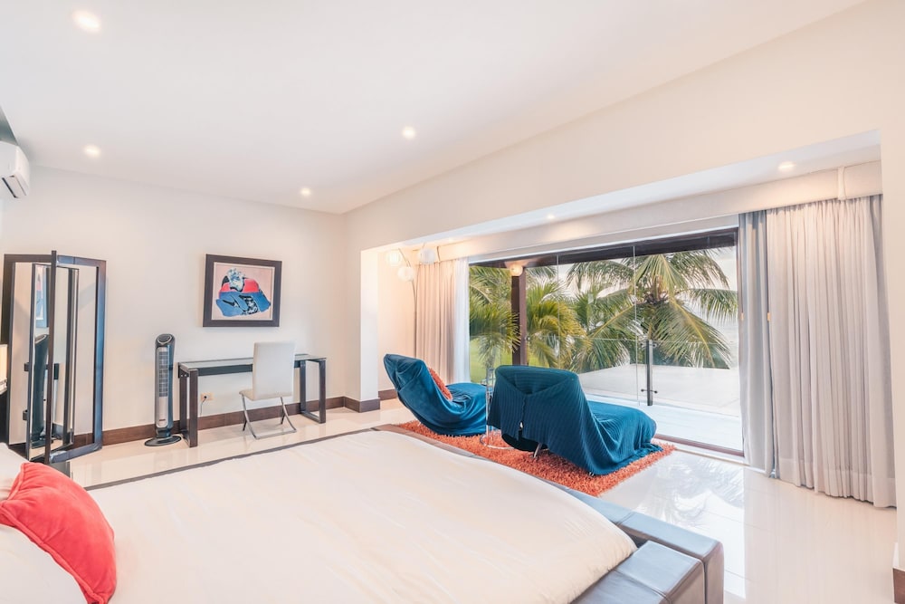 Townhouse With Ocean View Puerto Bahia P5