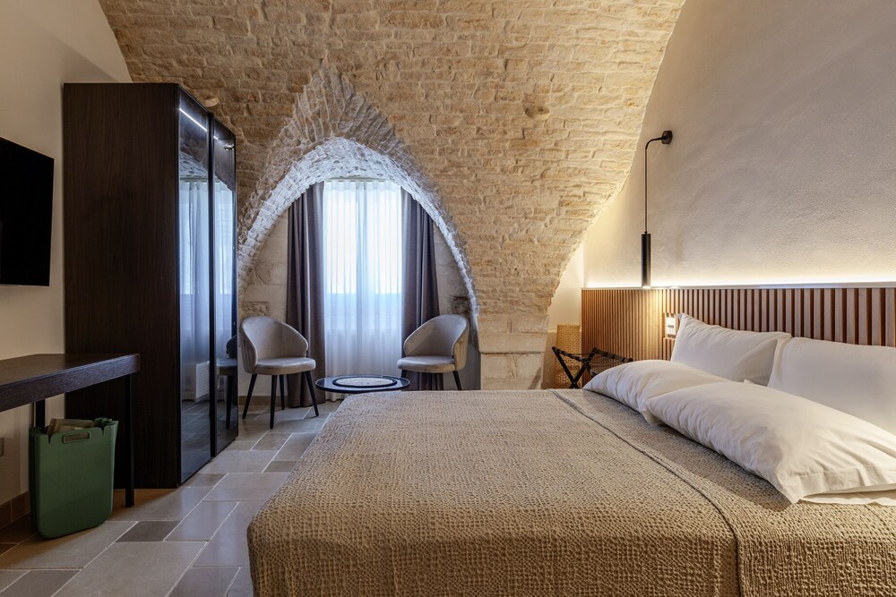buone maniere exclusive room
