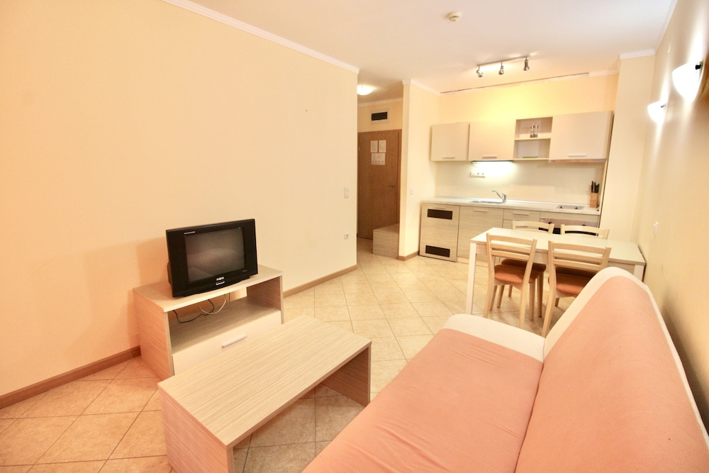 Menada Royal Sun Apartments