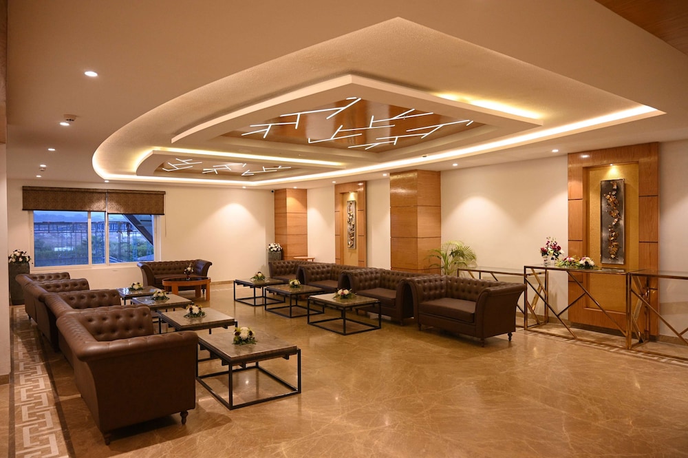Ramada Plaza BY Wyndham Jammu Vijaypur