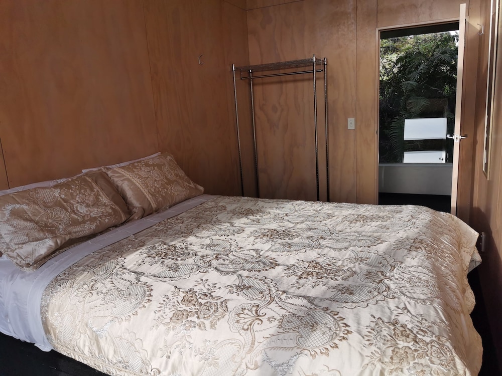 Hakarimata Lodge - Riverside Sanctuary
