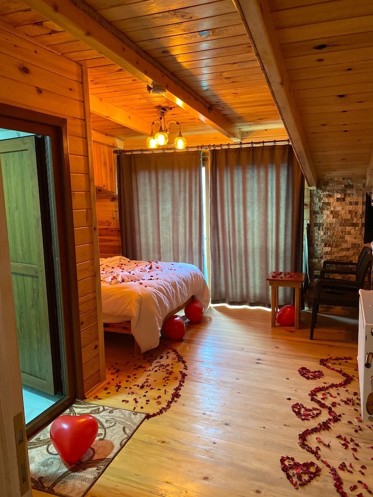 Peruma Otel Bungalov