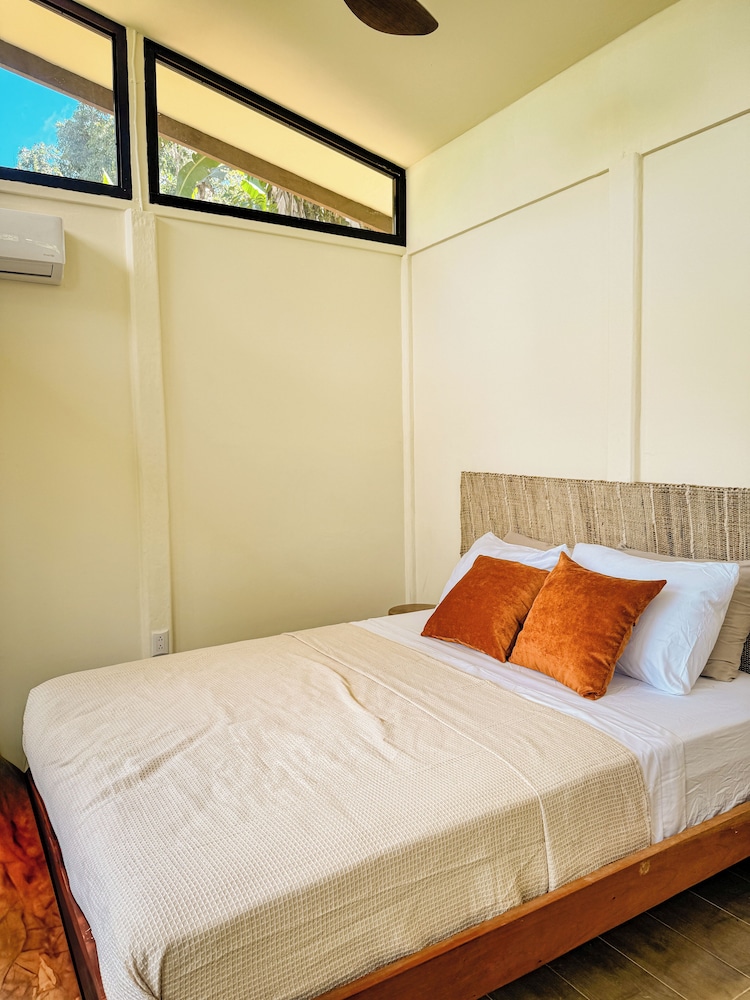Maze Lodge