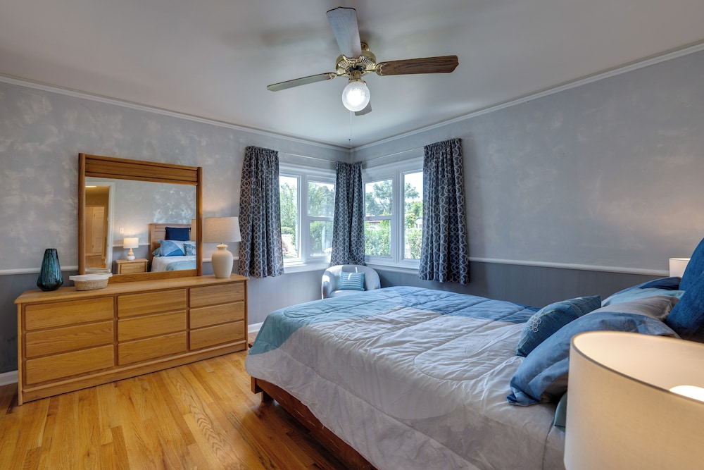 Walk to Frontier Days: Cheyenne Home w/ Patio!