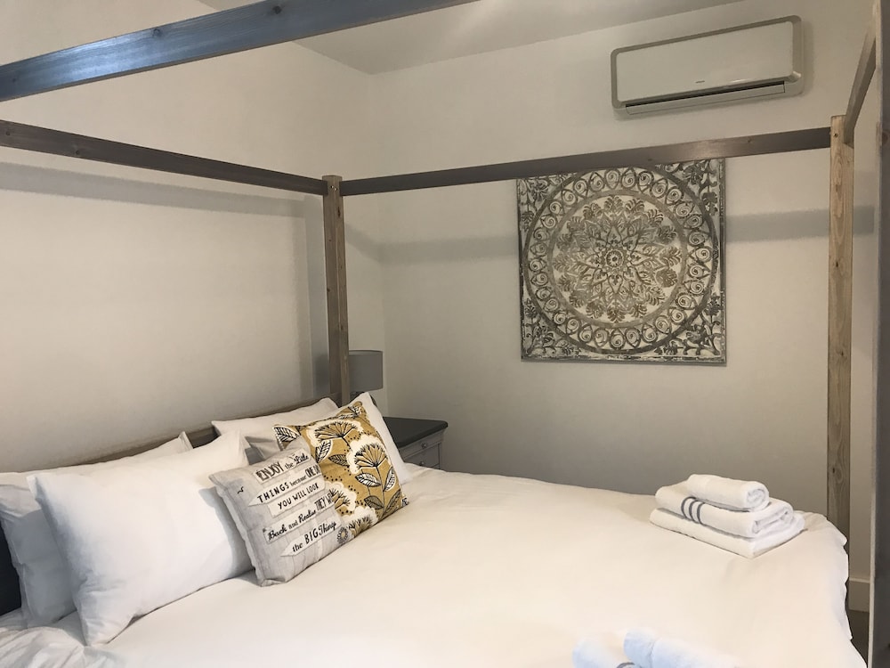 Unique Luxury Escapes
