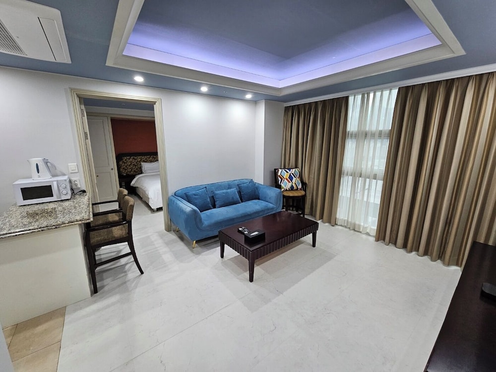 W Residence Hotel Centum City 74