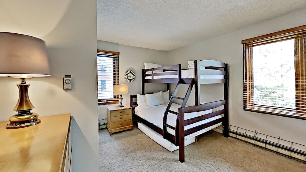 Key Condo 2954c view 5