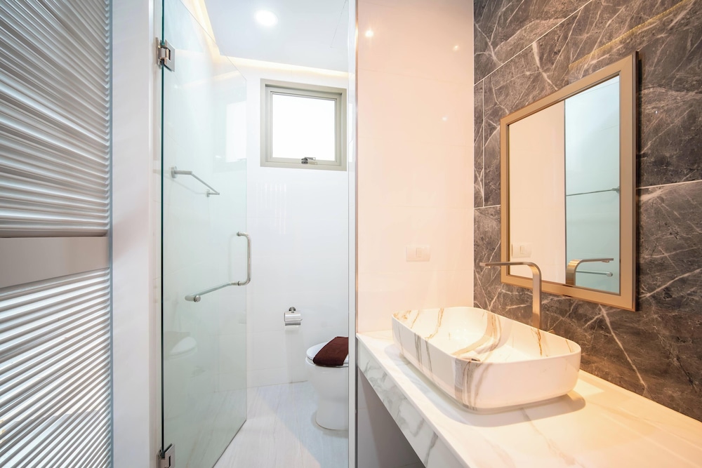 Classic Modern Pool Villas Rawai 3BR