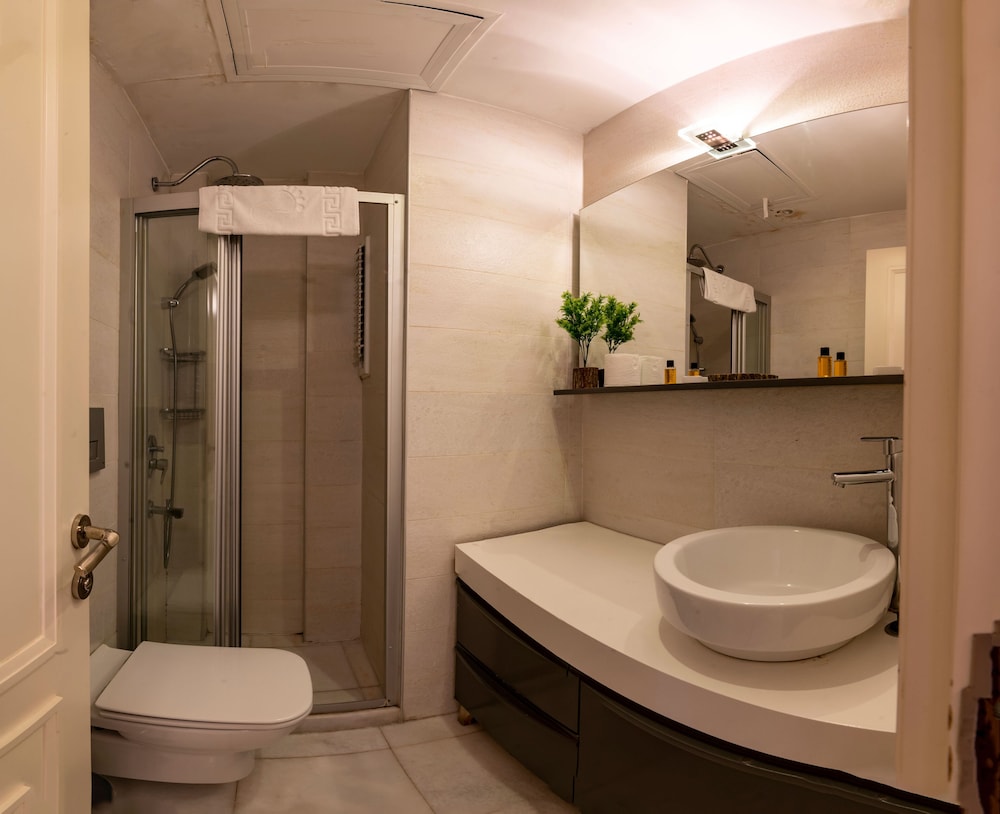 Pera Line Cihangir Hotel - Image 52