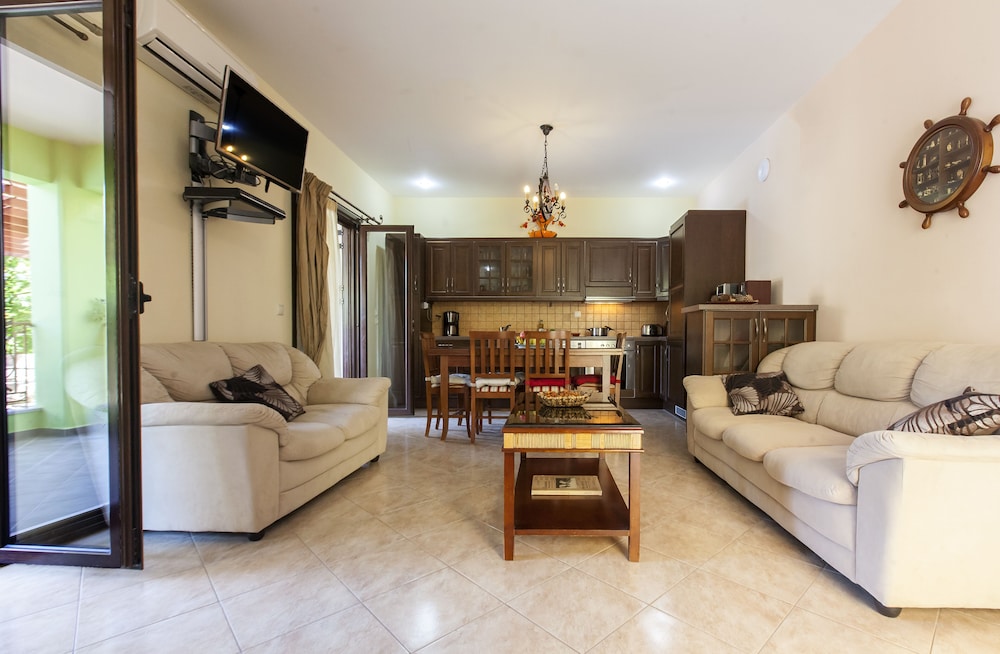 Prestige Villas