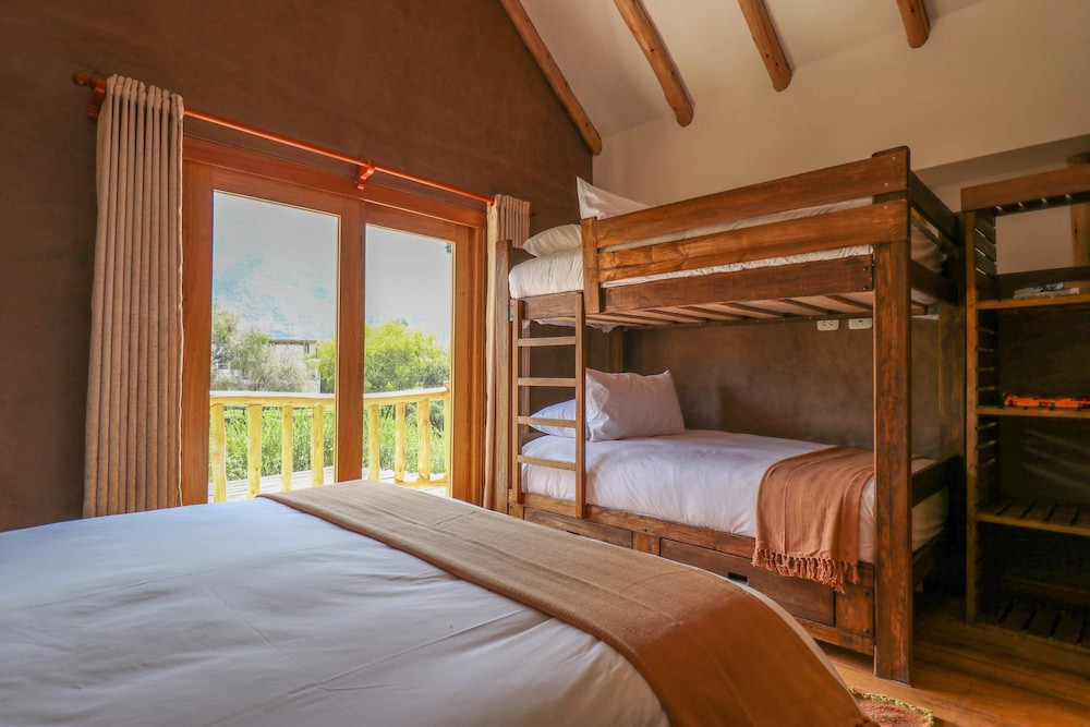 w Majestic 3BR House in Villa Sagrado