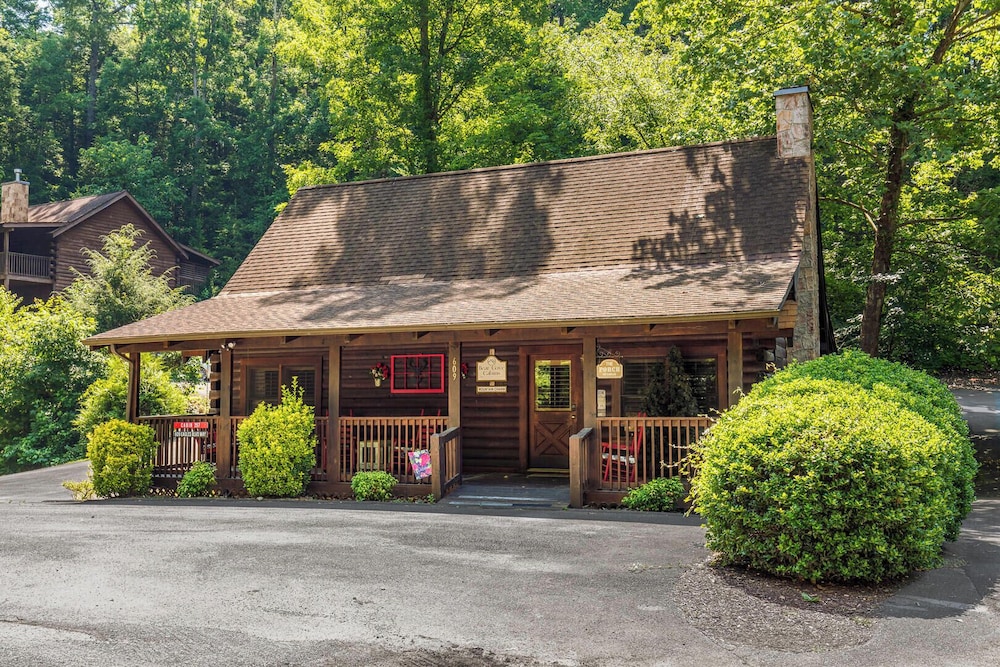 Mountain Charm
