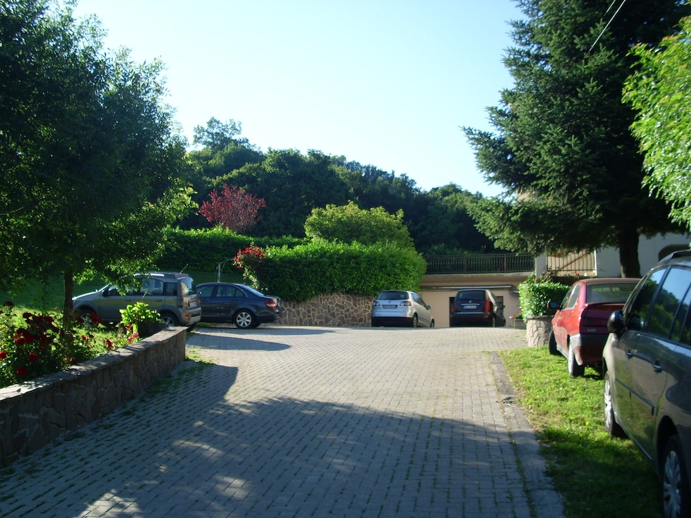 Photo 34