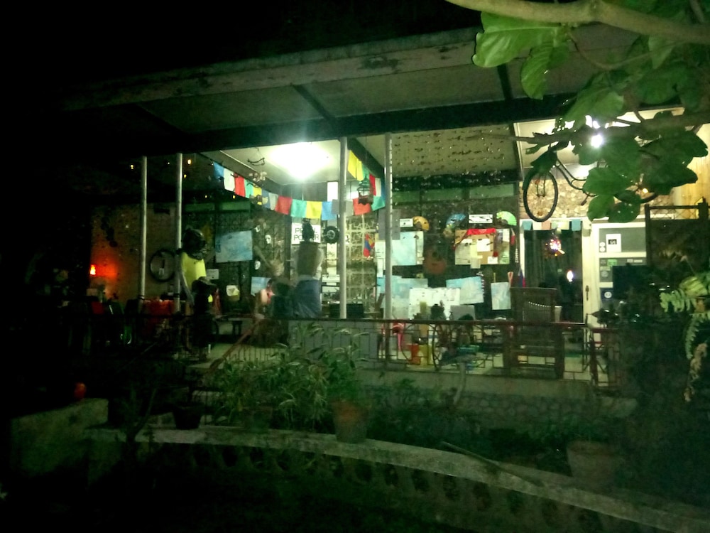 BugoyBikers Hostel