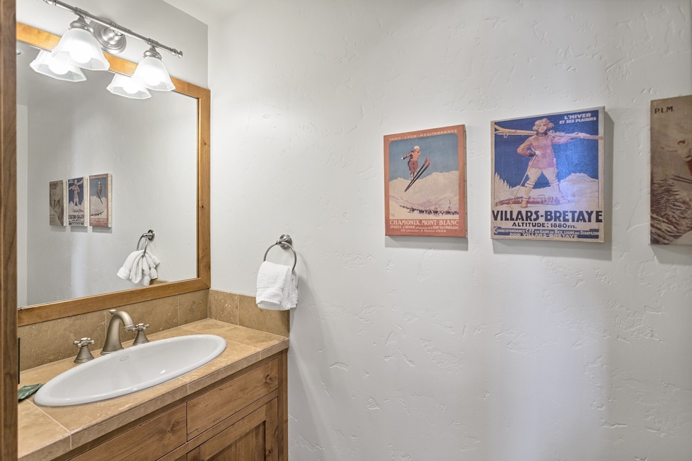 Shooting Star Lodge at Deer Valley Resort - Three Bedroom Deluxe Residence #201 3 Condo