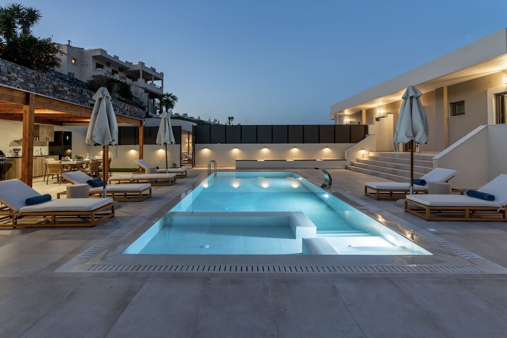 Elysian Villas - With 2 Private Pools