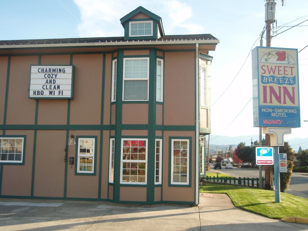 Sweet Breeze Inn