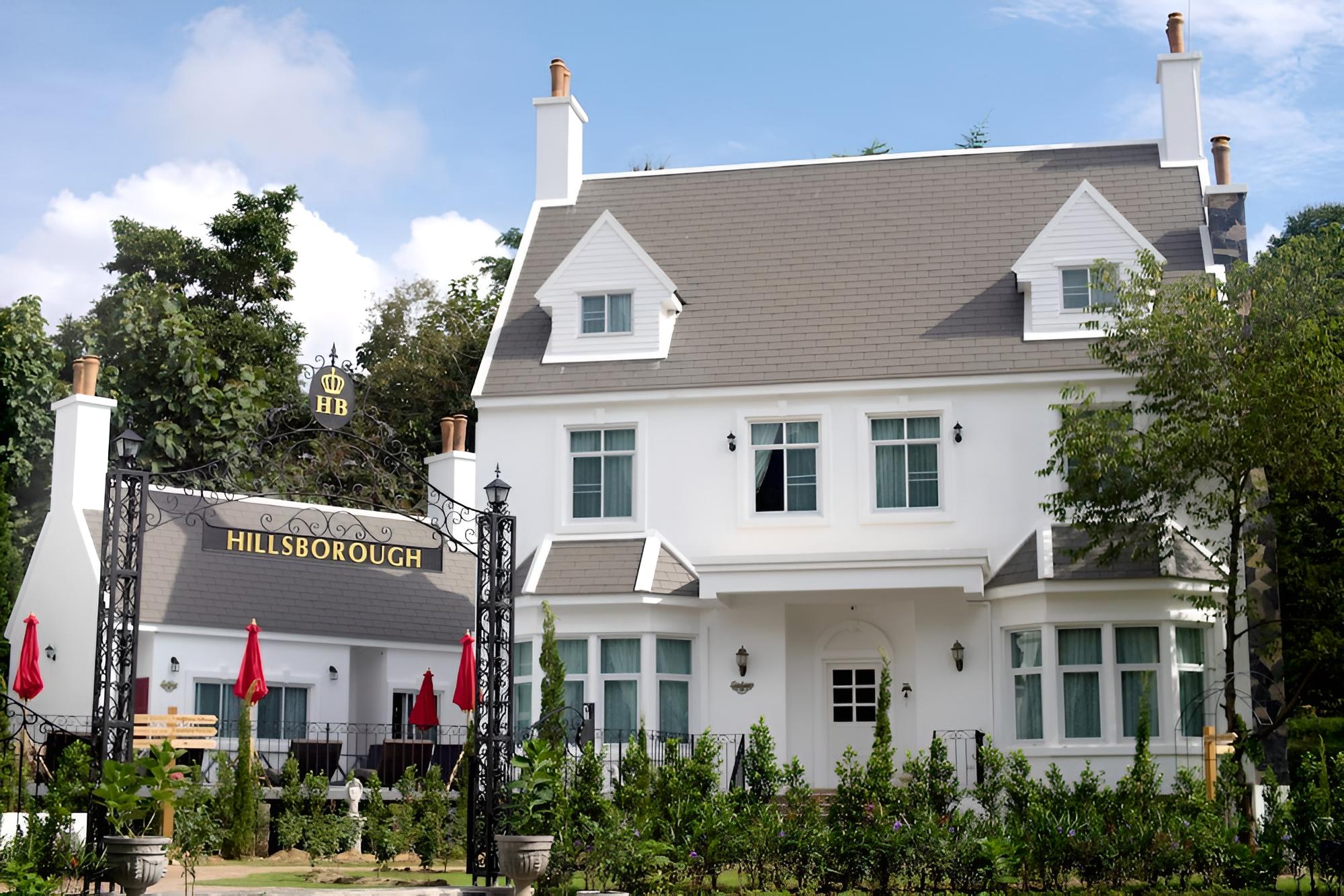 Hillsborough The English Country House