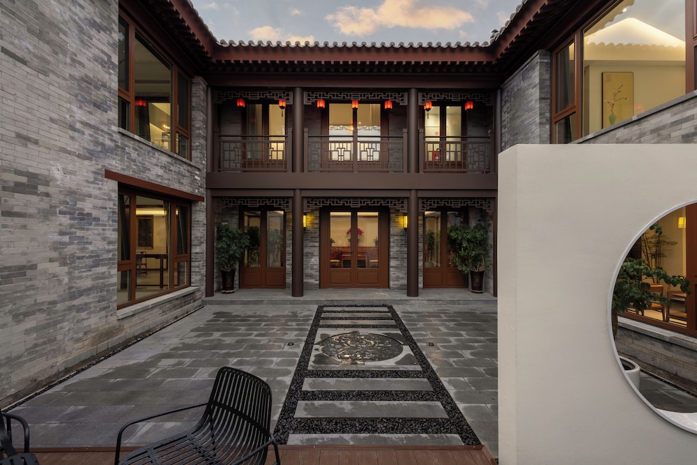 Wufuju Courtyard