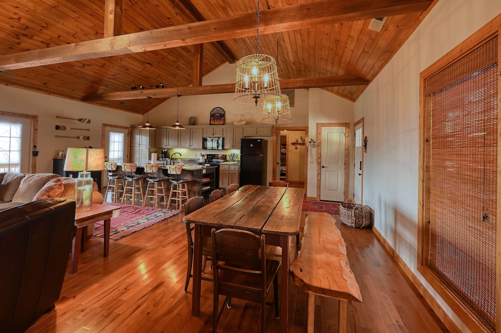 stayNantahala - Smoky Mountain Cabins