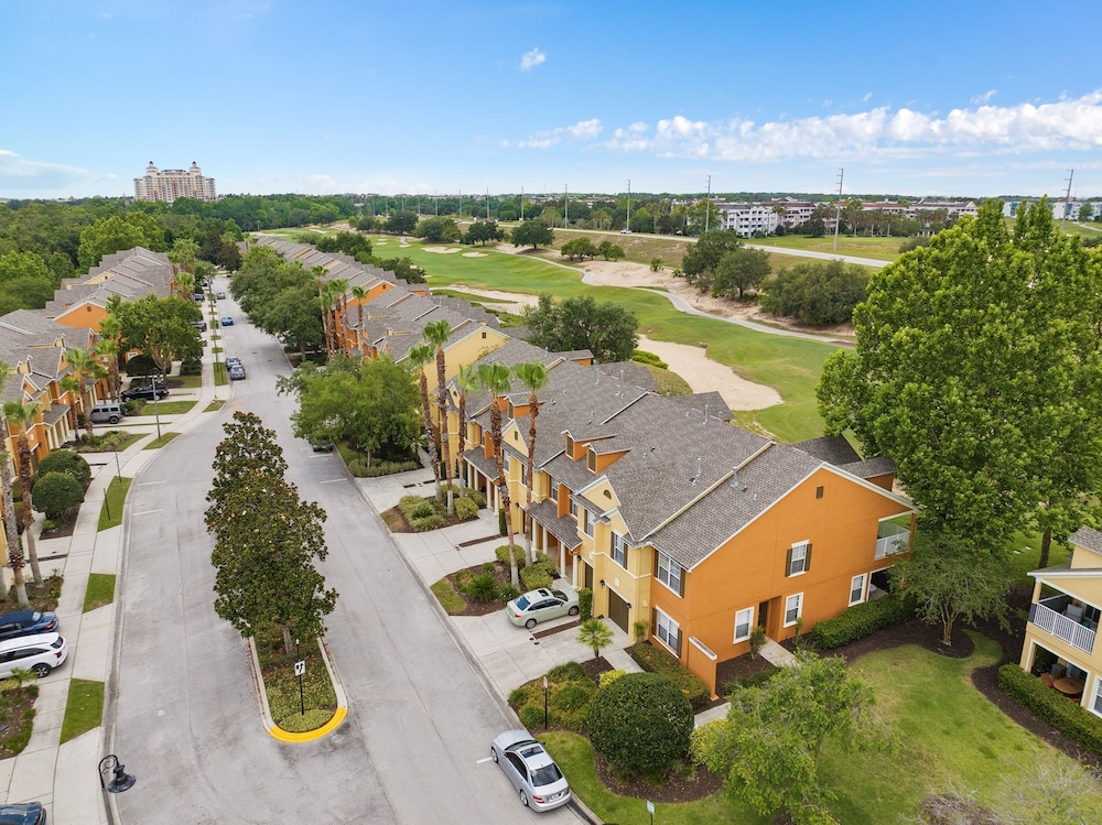 Super Fly- Movie Loft w Recliners Near Disney