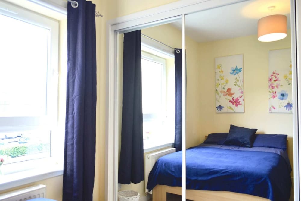 Beautiful Edinburgh Flat With 2 King Bedrooms view 5