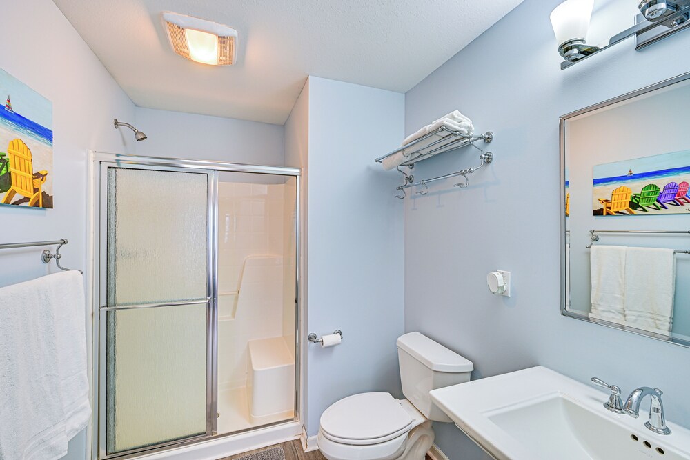 St Joseph River, Lake Michigan Access: Luxury Home