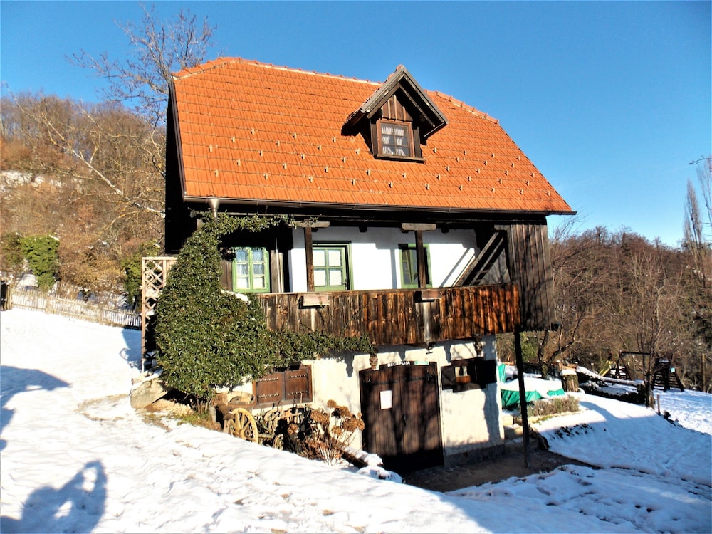 Country House Etno Kuca pod Okicem view 5