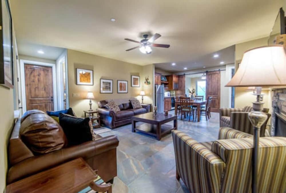Inn the Woods Suites