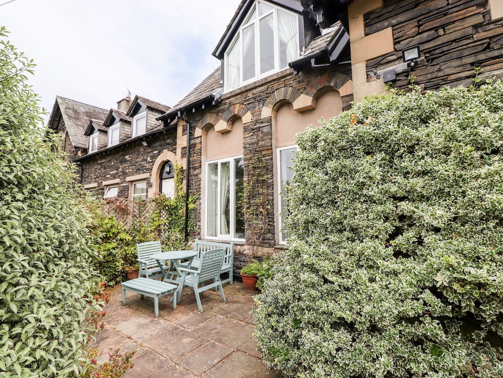 School Cottage