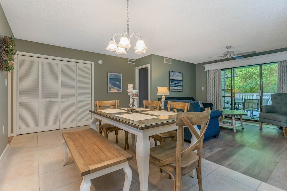 Charming 3 bedroom unit nestled among the trees - 15C West Hyde Park 3 Villa view 5