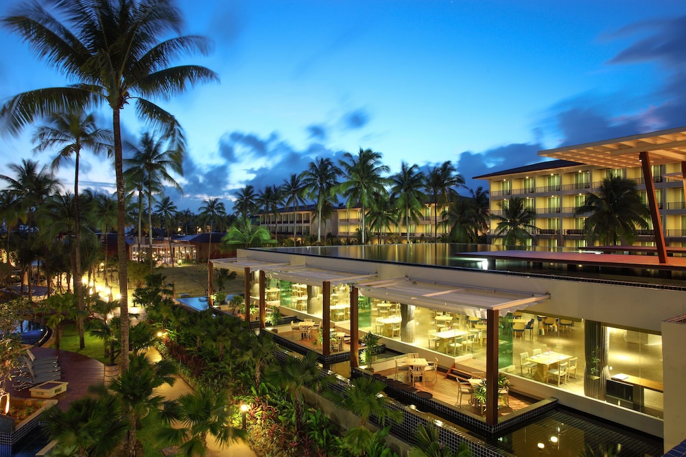 Graceland Khaolak Beach Resort