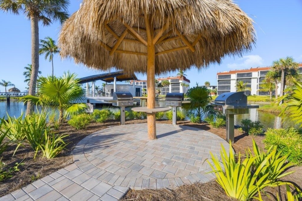 Pointe Santo B31 2 Bedroom Condo