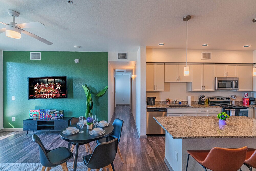 ROVE LIVING/KL - Cardinal 95