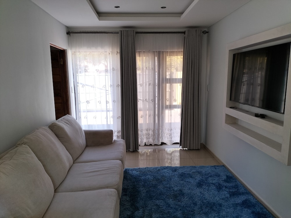 Kwanare Guesthouse view 3