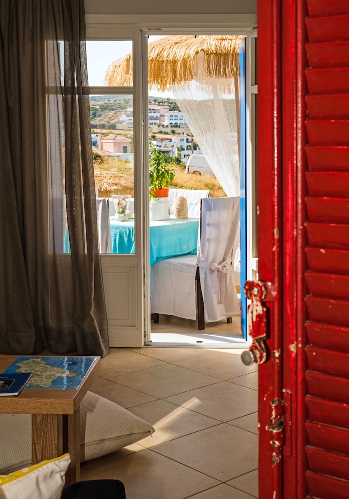 Castri Village - Kythira Quality Resort